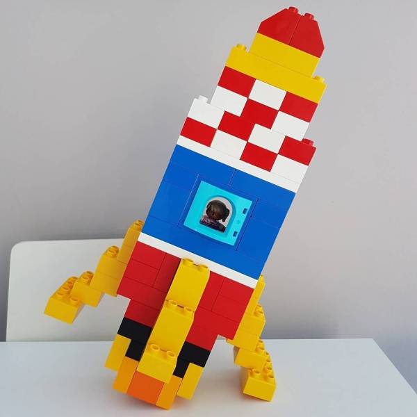 Космический корабль из LEGO Duplo