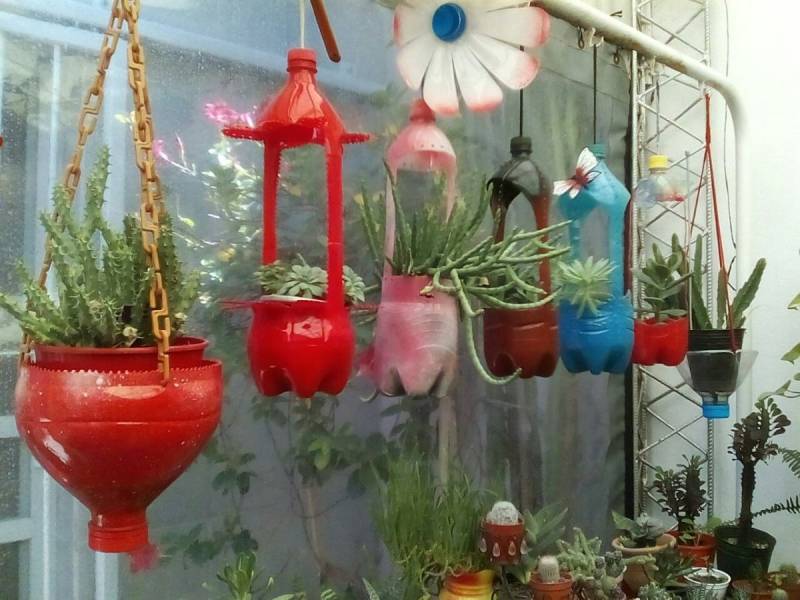 Птицы из пластиковых бутылок для сада и огорода (45 фото) - красивые фото и картинки уральские-газоны.рф