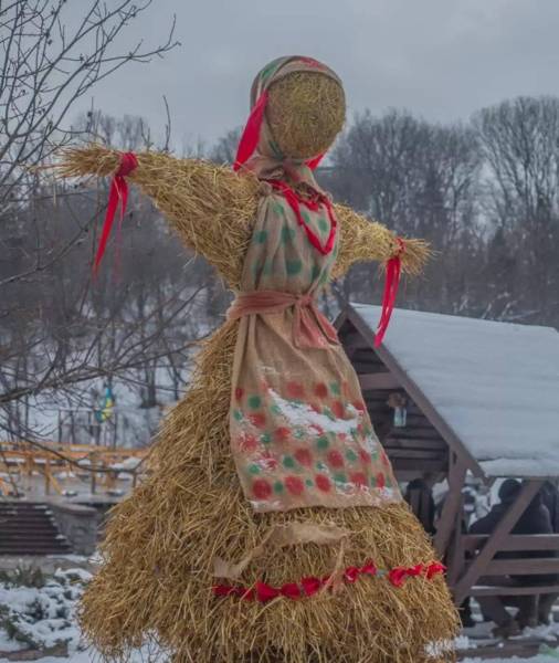 Масленичное Соломенное чучело