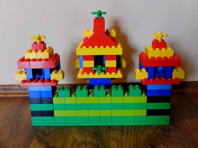 Замок из LEGO Duplo