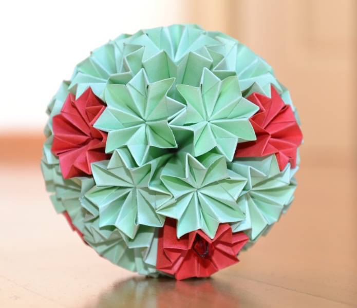 Модульное оригами Kusudama