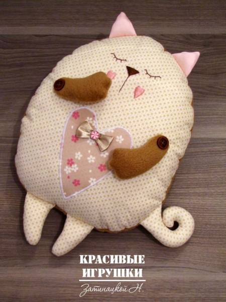 Подушки сплюшки котики